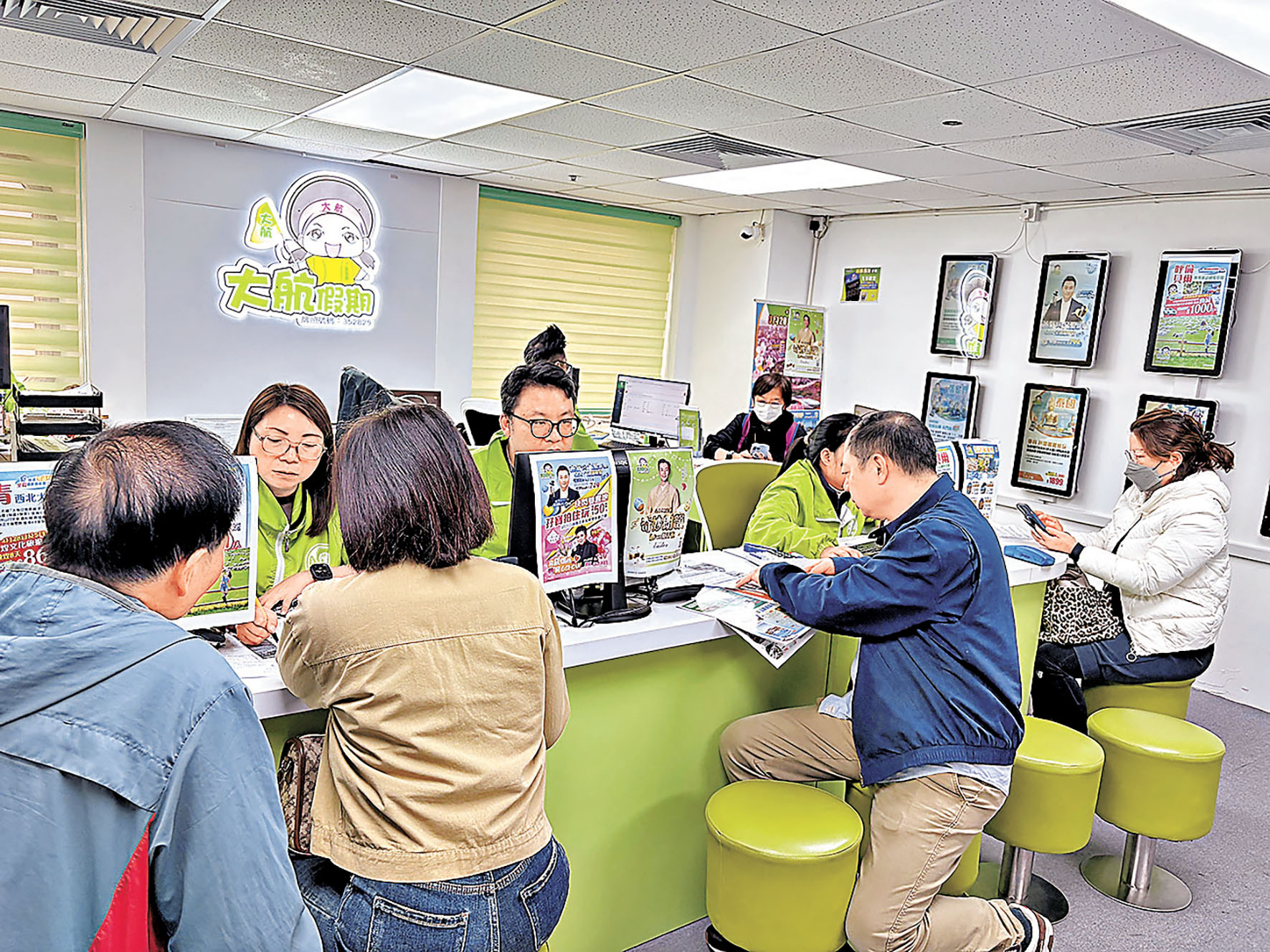 ■大航假期分店顧客報團踴躍。