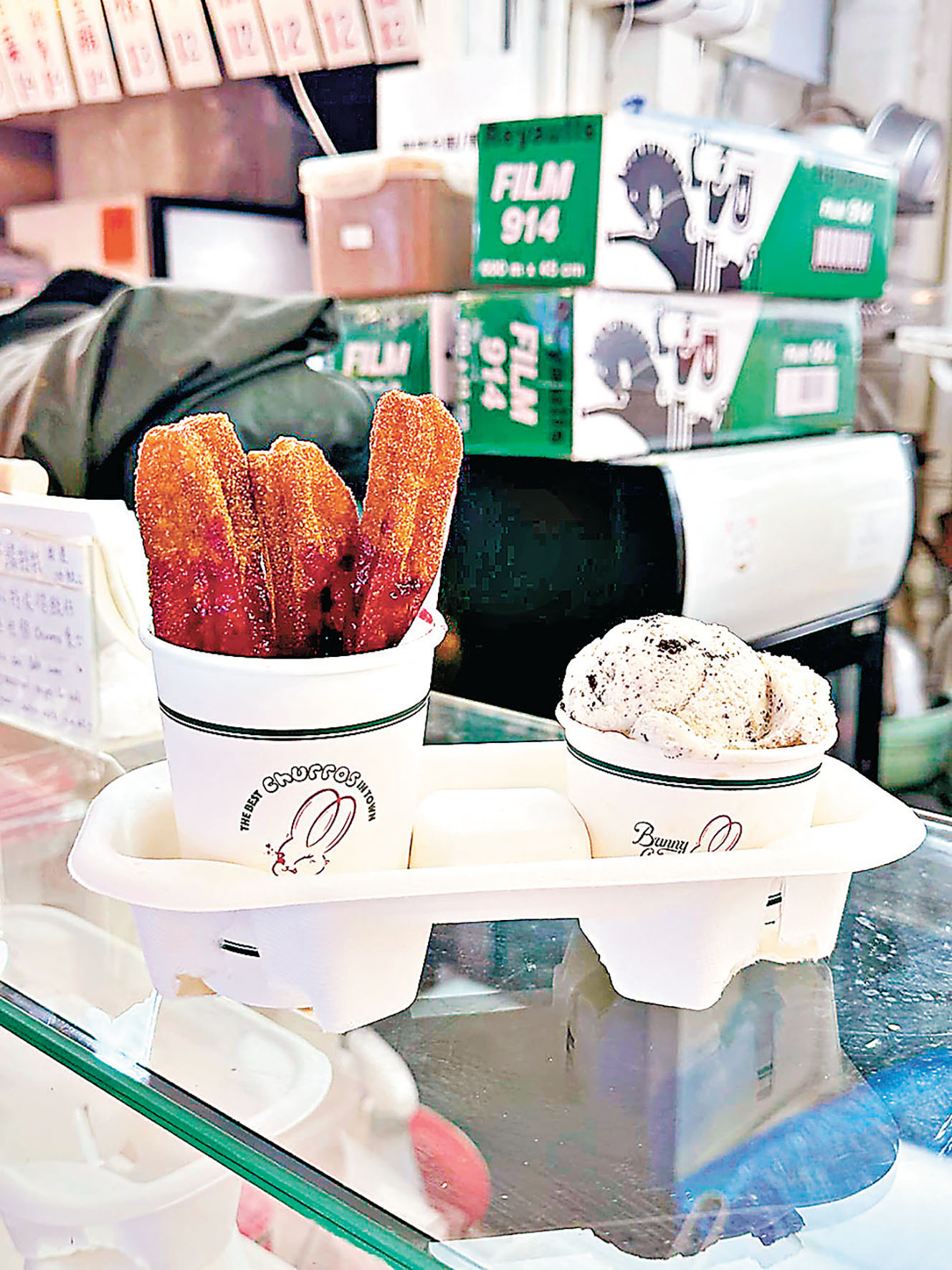 ■「意式雪糕+西班牙油條」組合套餐。