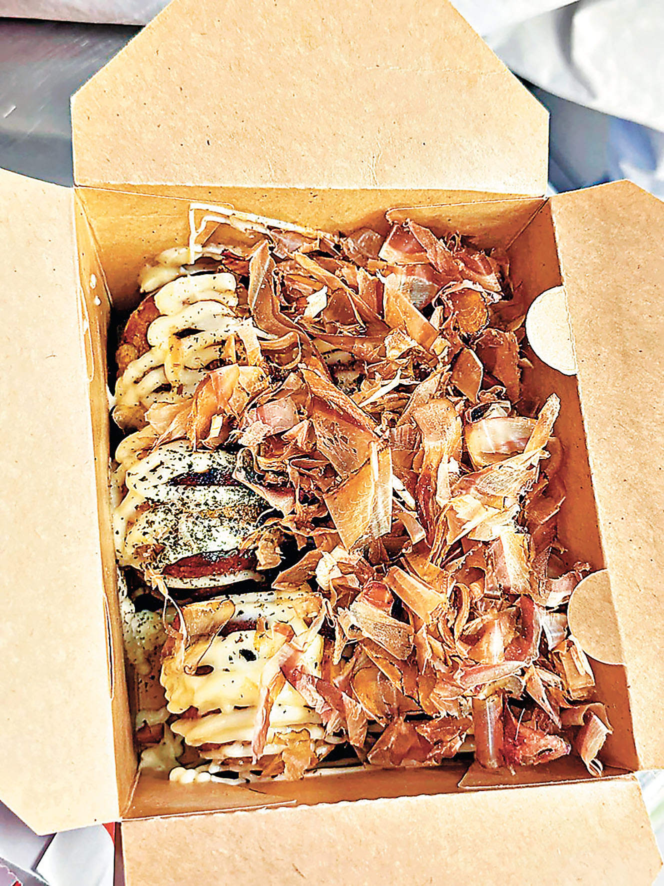 ■章魚燒量大餡足。