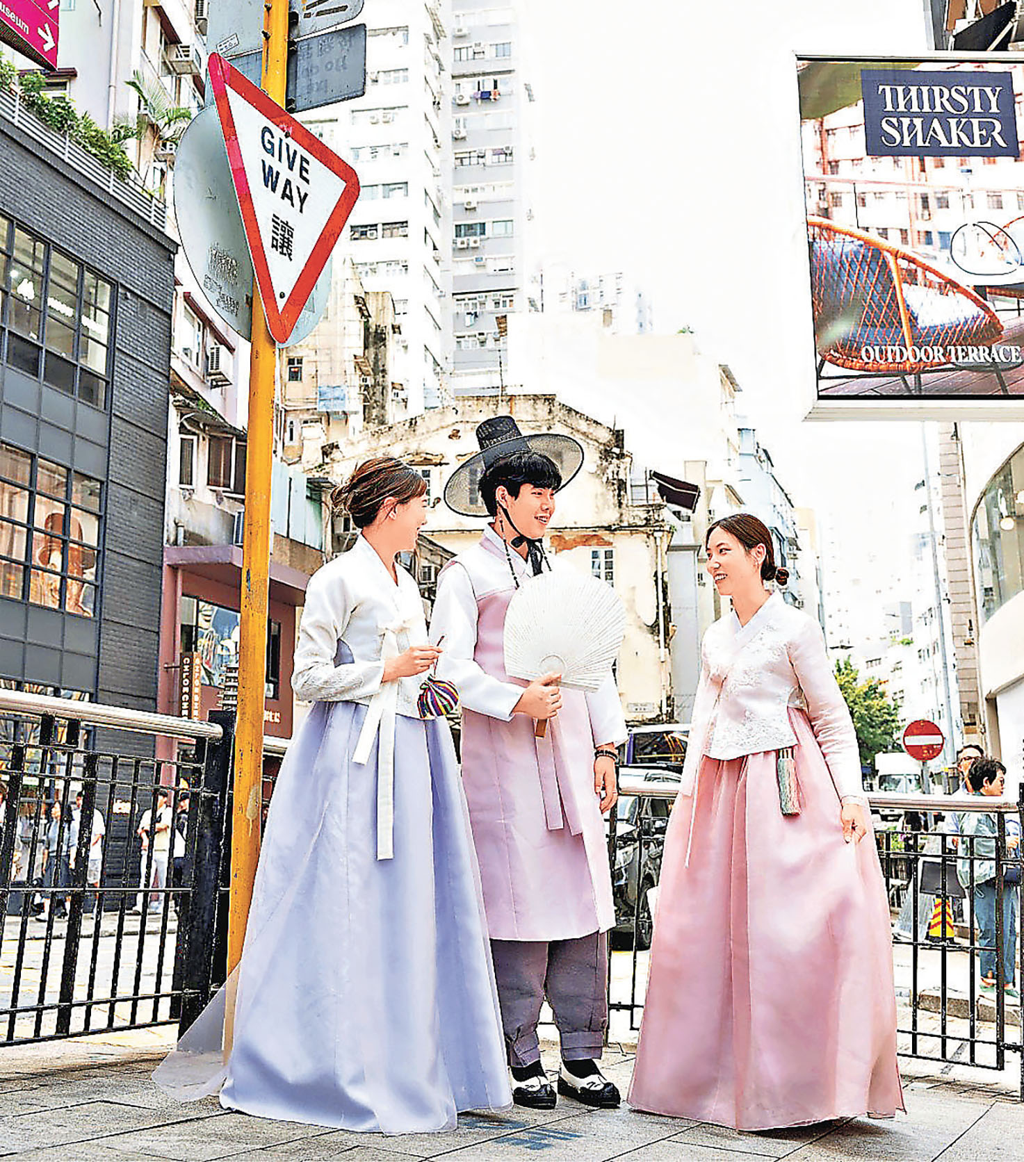 ■穿韓服遊覽中上環打卡夠特別。