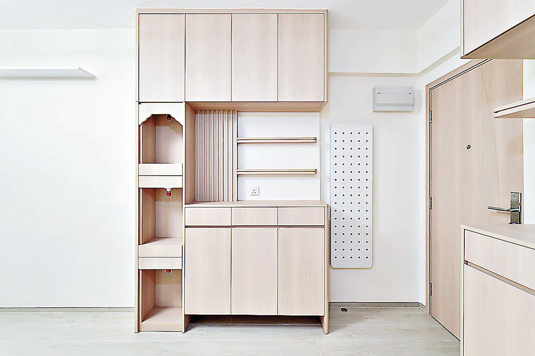 ■單位以米白、淺木色、淺灰等大地色彩完美配搭。