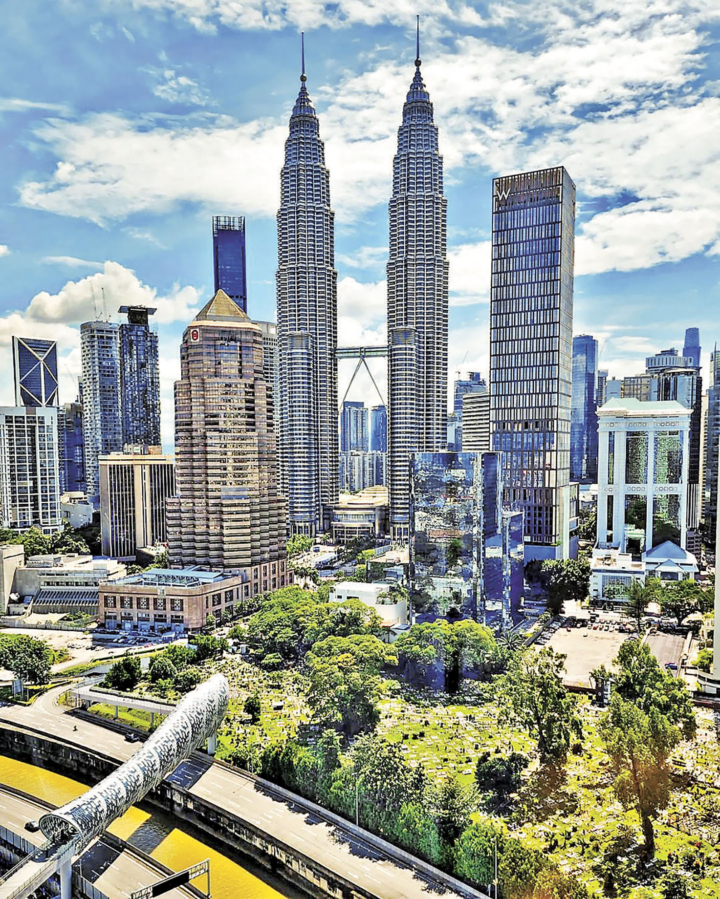 ■雙子星塔是遊客到訪吉隆坡必到景點。