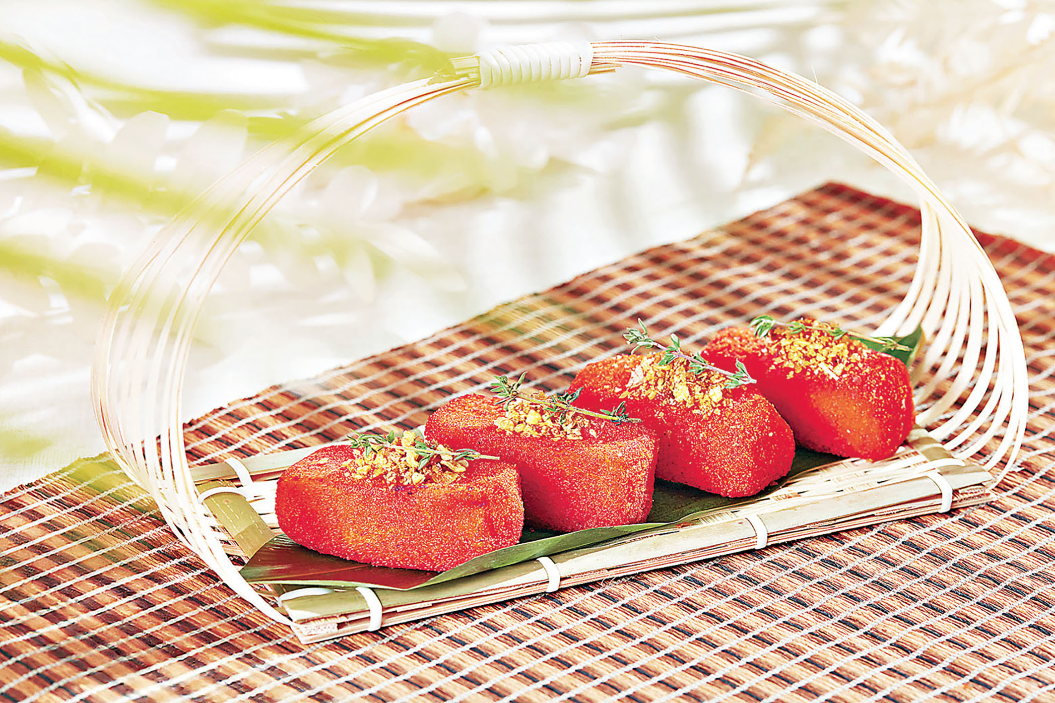 ■魚子醬紅磚豆腐