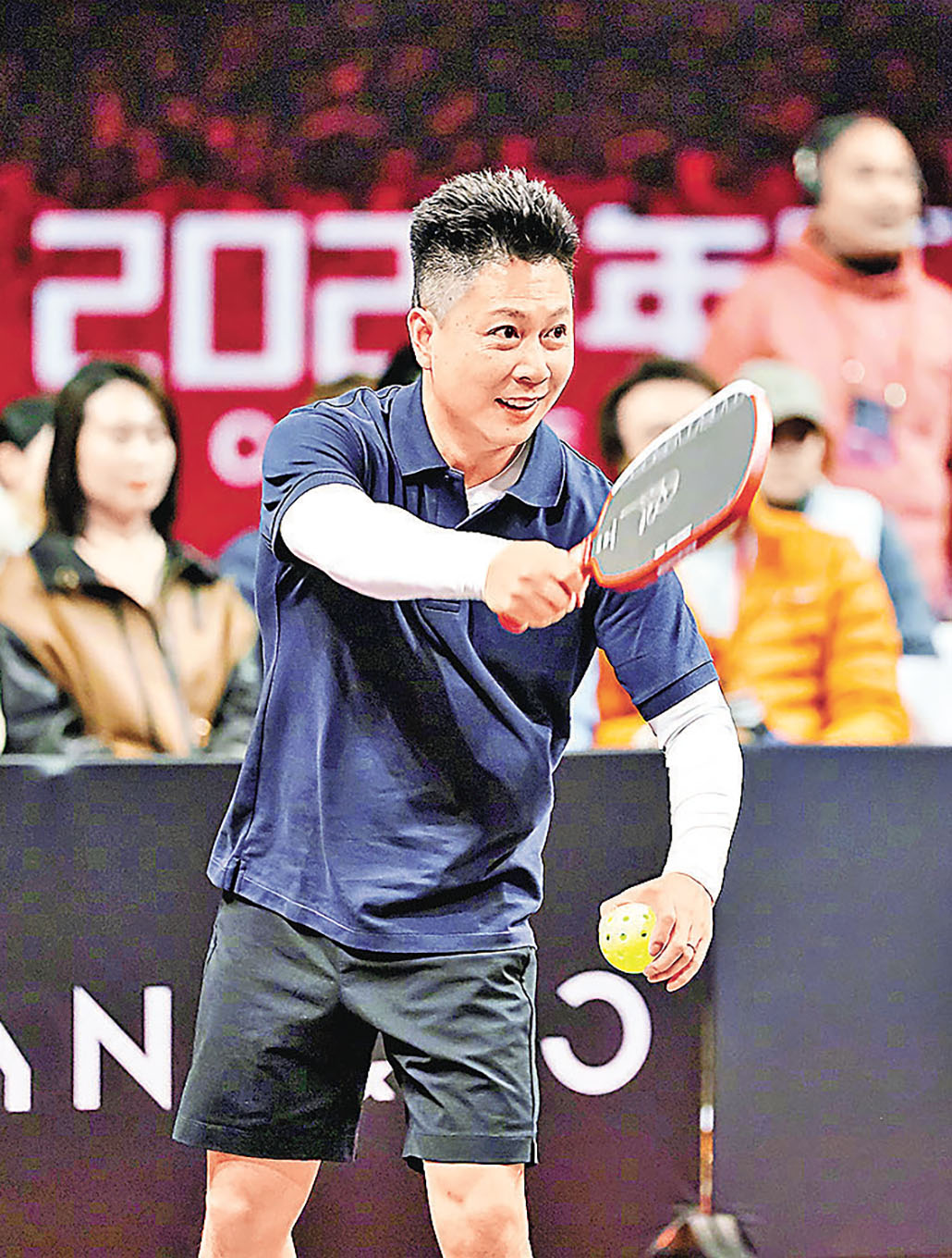 ■中國體操奧運金牌名將李小鵬亦鍾情匹克球。 李小鵬微博