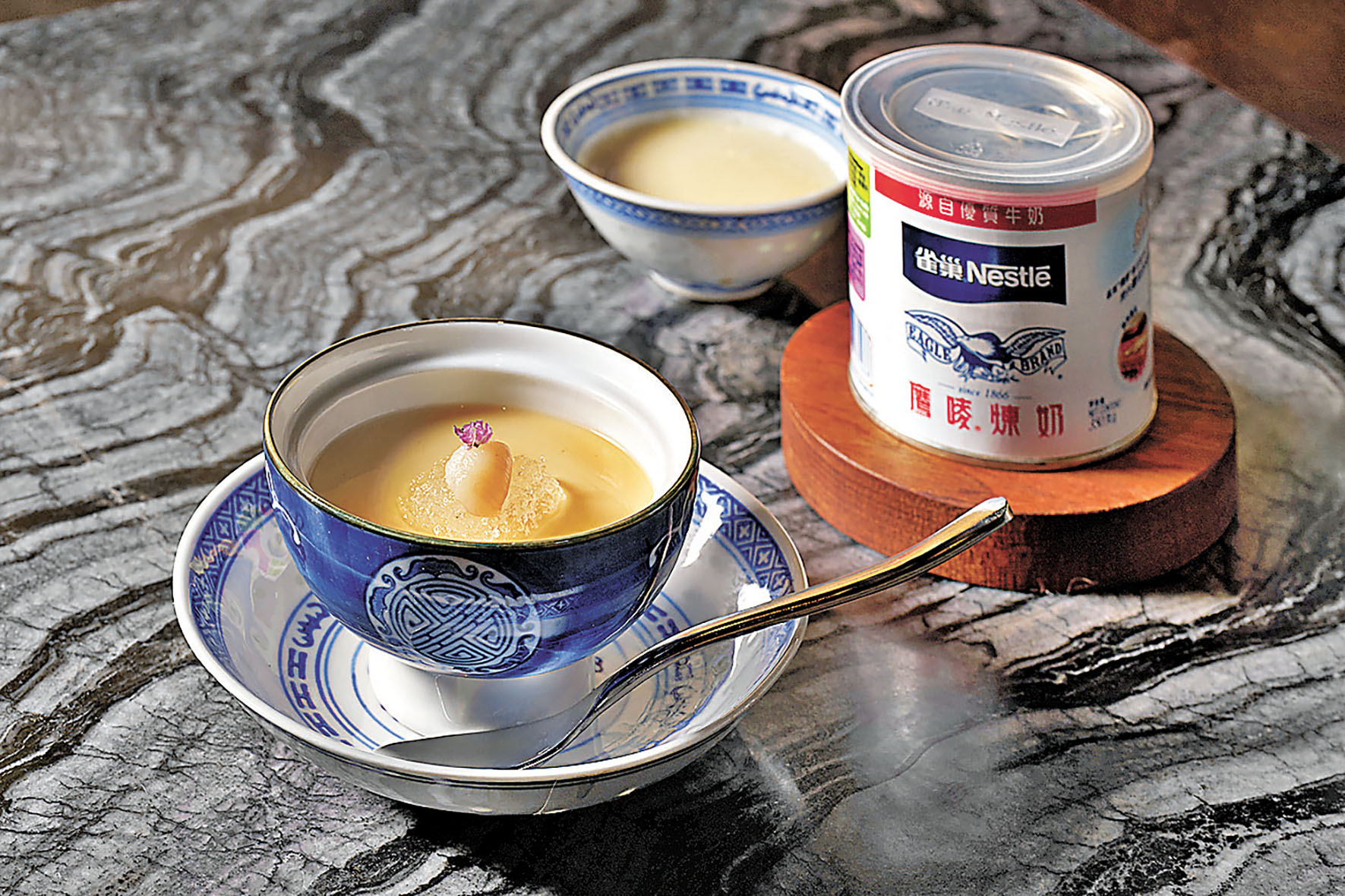 ■港式煉奶雪燕桂圓奶凍