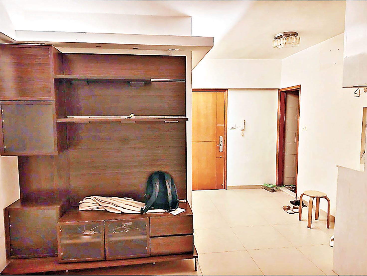 ■大廳闊落，客廳可放置大型電視組合櫃。