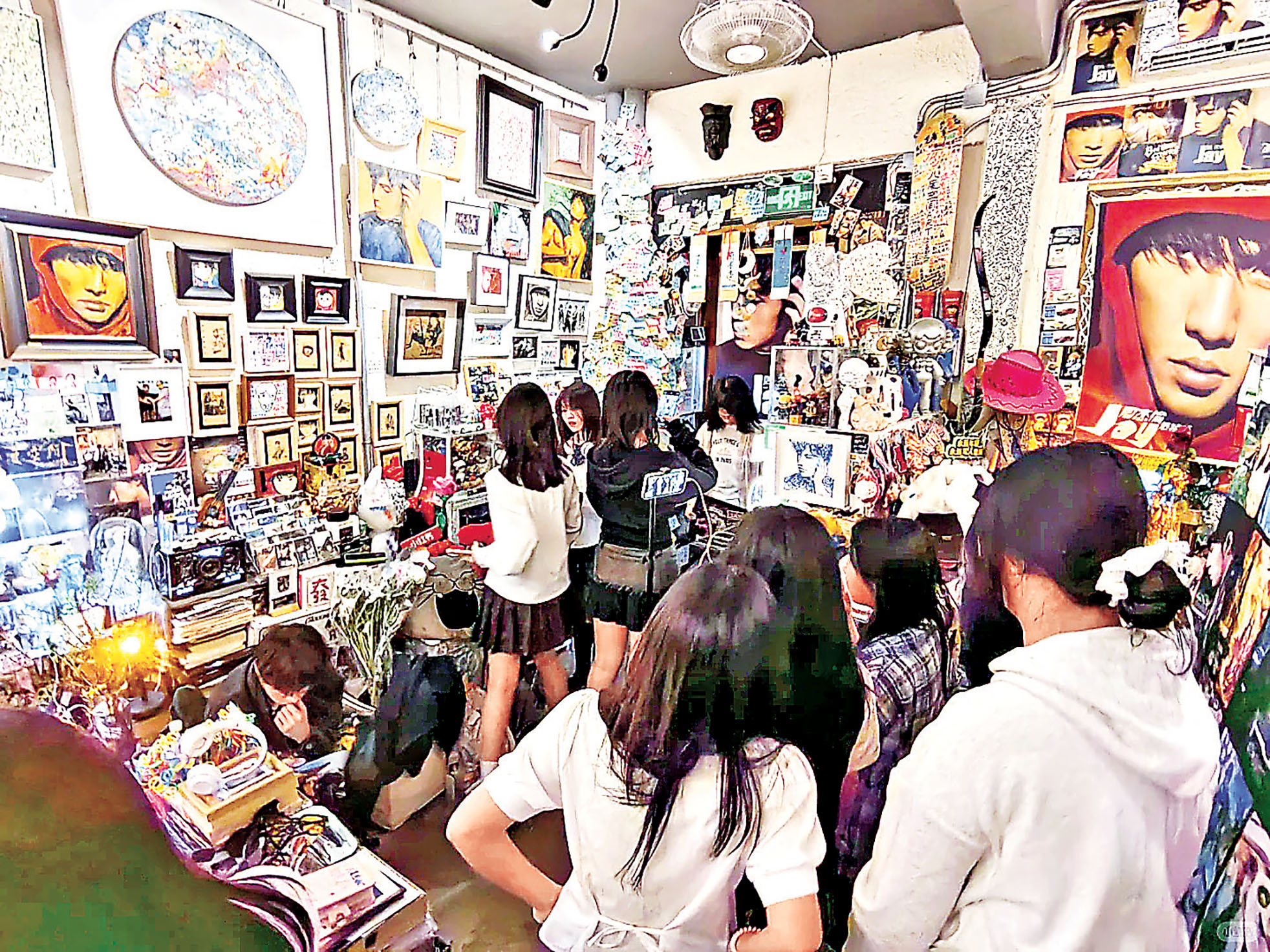 ■小店內有很多周杰倫主題展品。