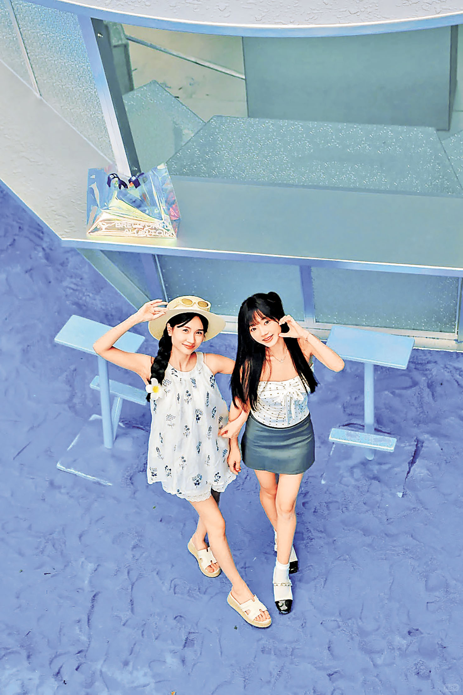 ■腳踏藍色沙海再笑住派心心，打卡呃like超easy。