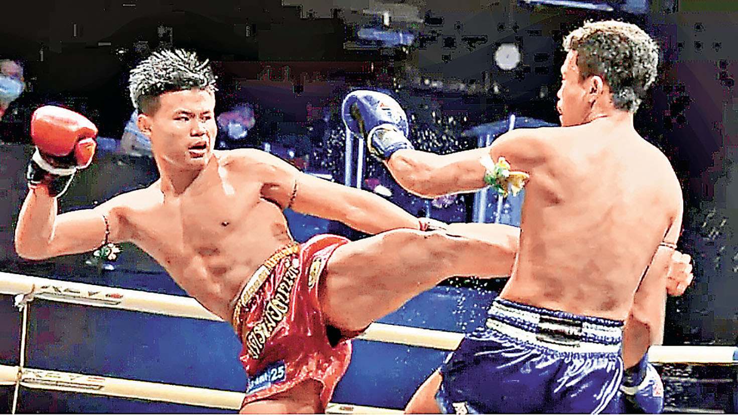 觀泰拳賽後與拳手合照- 香港仔