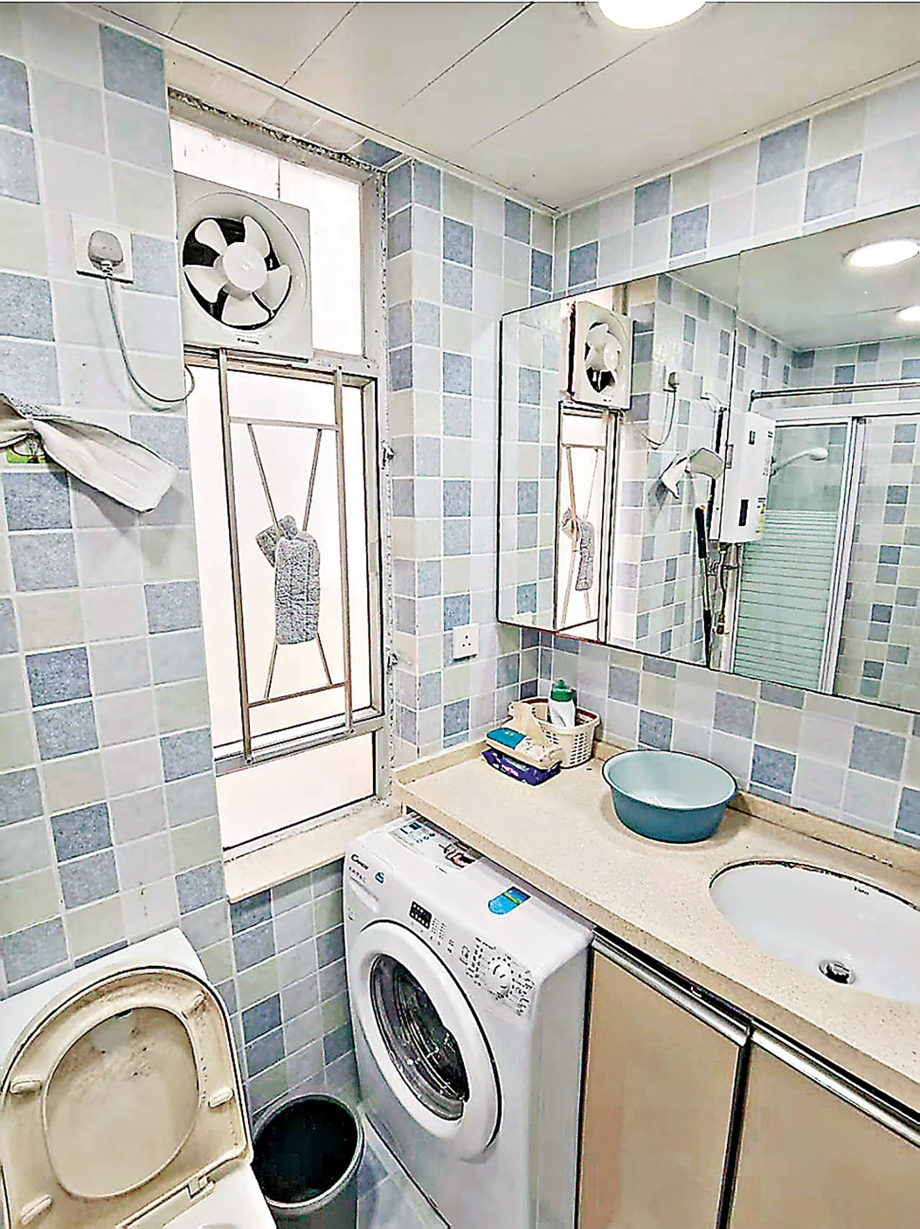 ■廁所乃明廁。