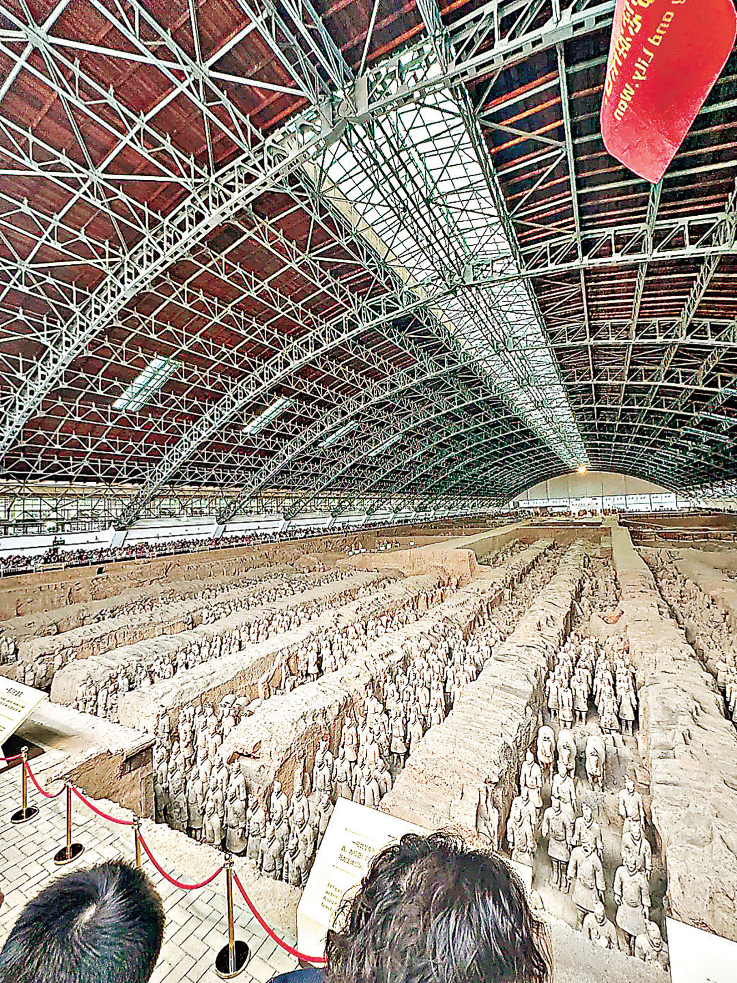 ■秦始皇帝陵博物院人如潮湧。