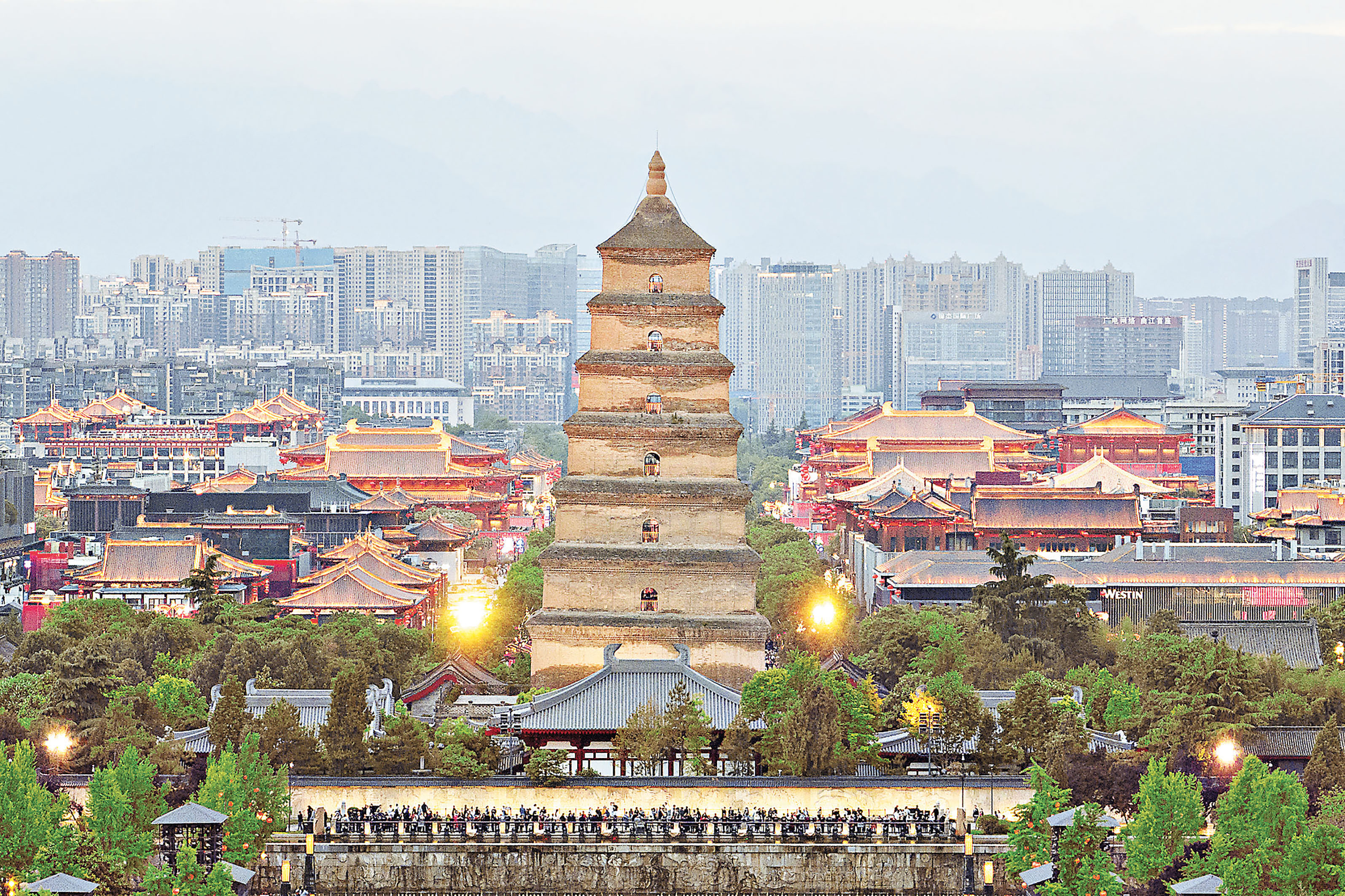 ■大雁塔是唐代長安城最宏偉的皇家寺院。