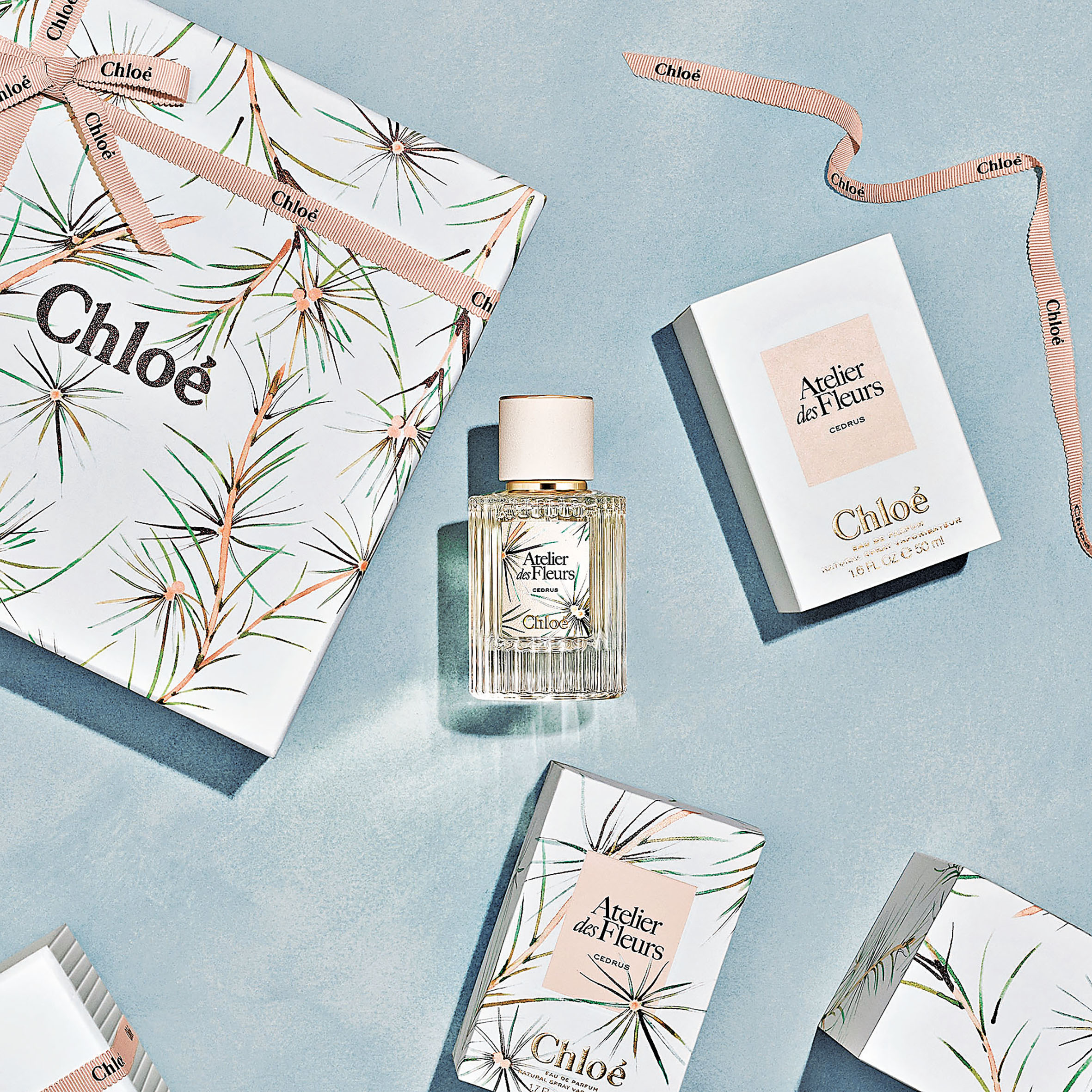 ■由法國藝術家Anne-Sophie Barlet設計的全新限量版香氛瓶。