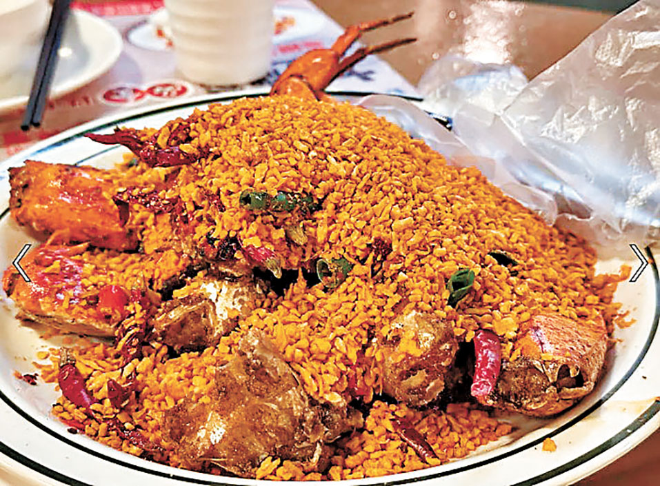 ■避風塘炒蟹也是店舖招牌菜。