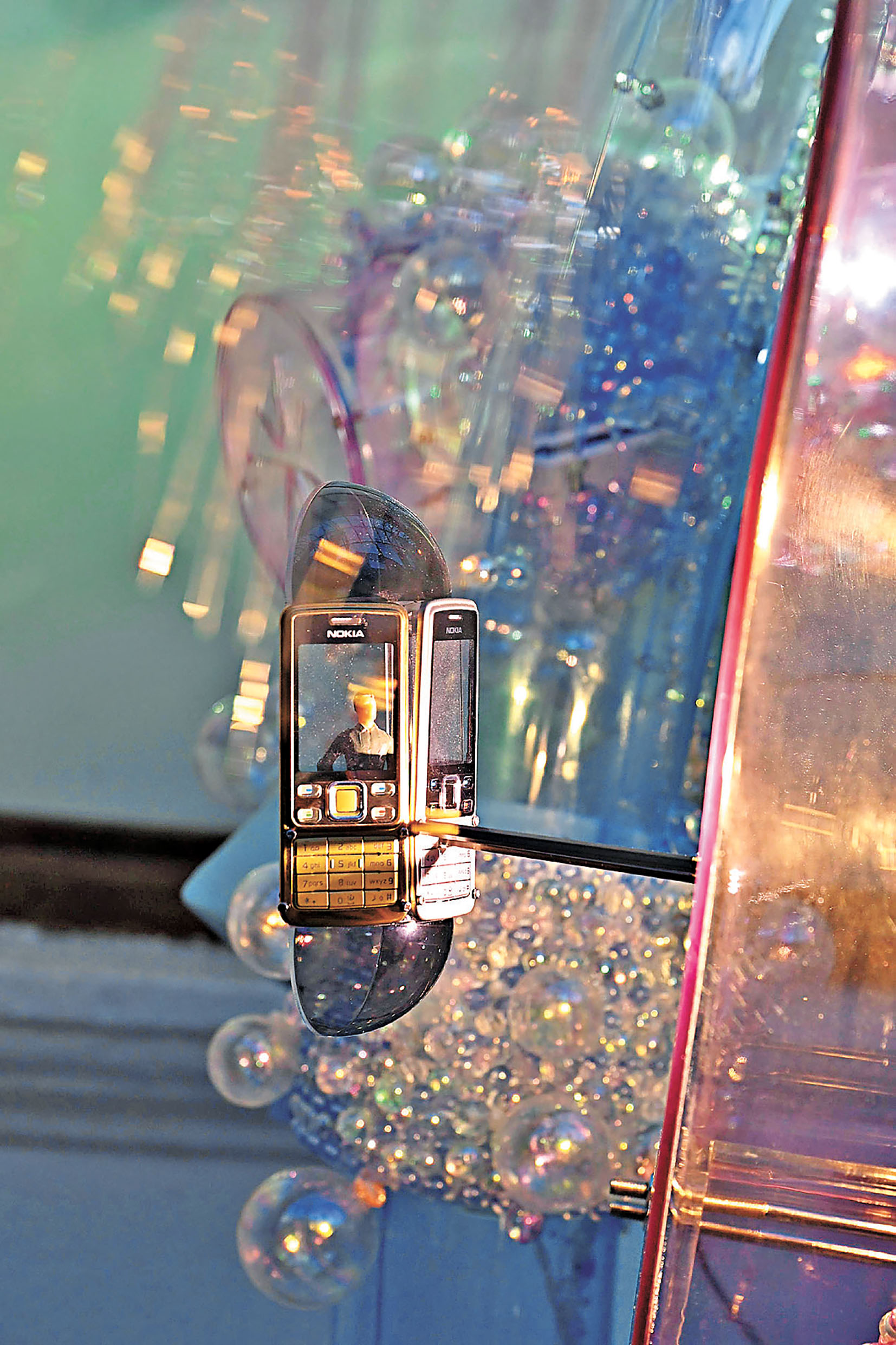 ■光影表演唯美夢幻。