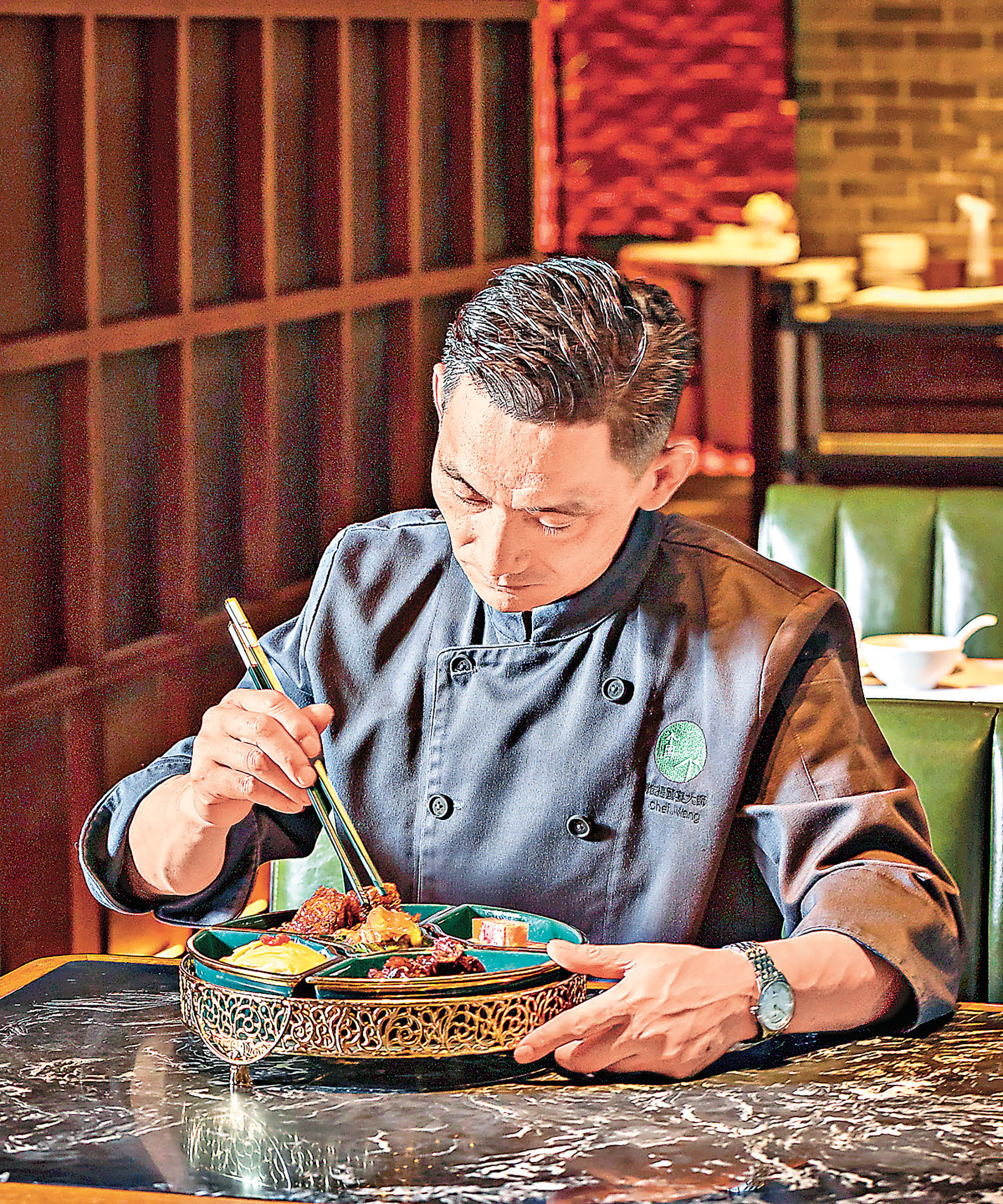 ■主廚王東匠心炮製美饌。