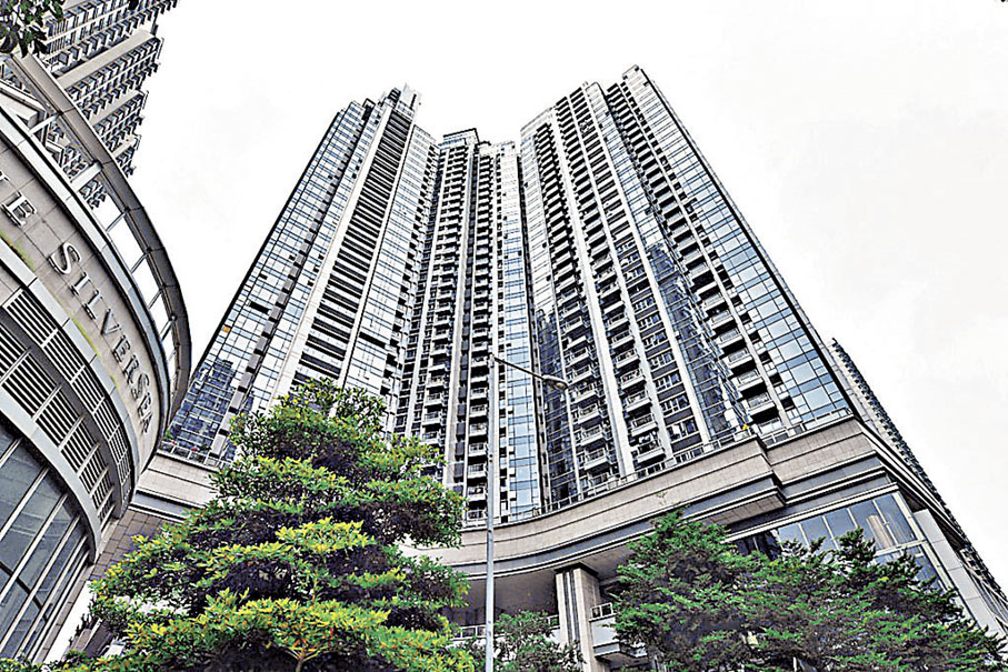 ■大角咀奧運站瓏璽三房套鄰近港鐵站及商場配套，吸引租客以4.7萬元承租。