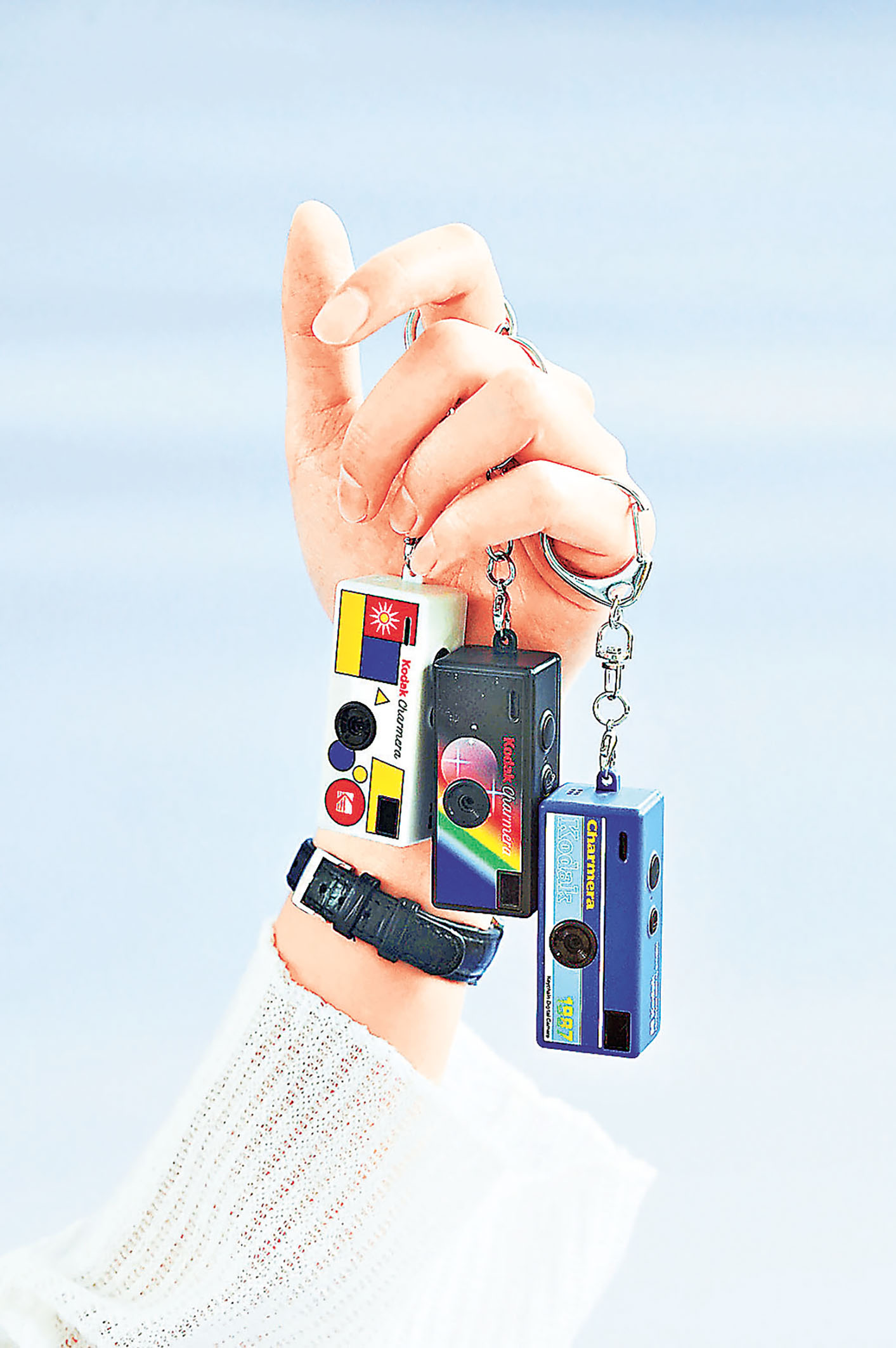 ■附有鎖匙扣，可以成為潮流掛件。