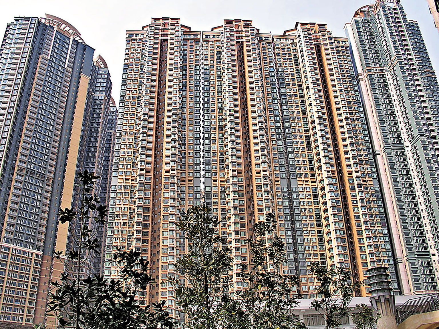 ■荔枝角昇悅居（中）兩房戶獲買家即時以755萬元承接。資料圖片