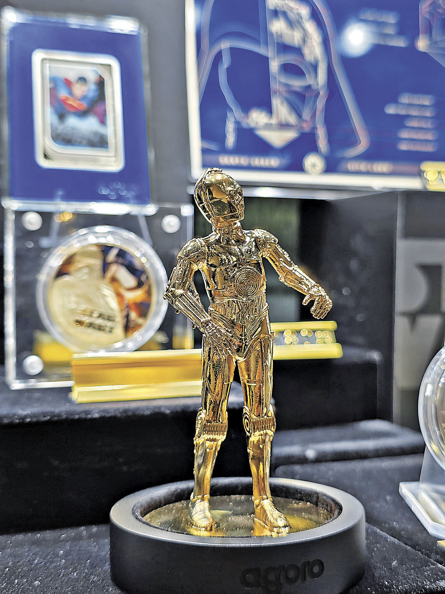 ■黃金版星球大戰經典角色C-3PO造型精緻。