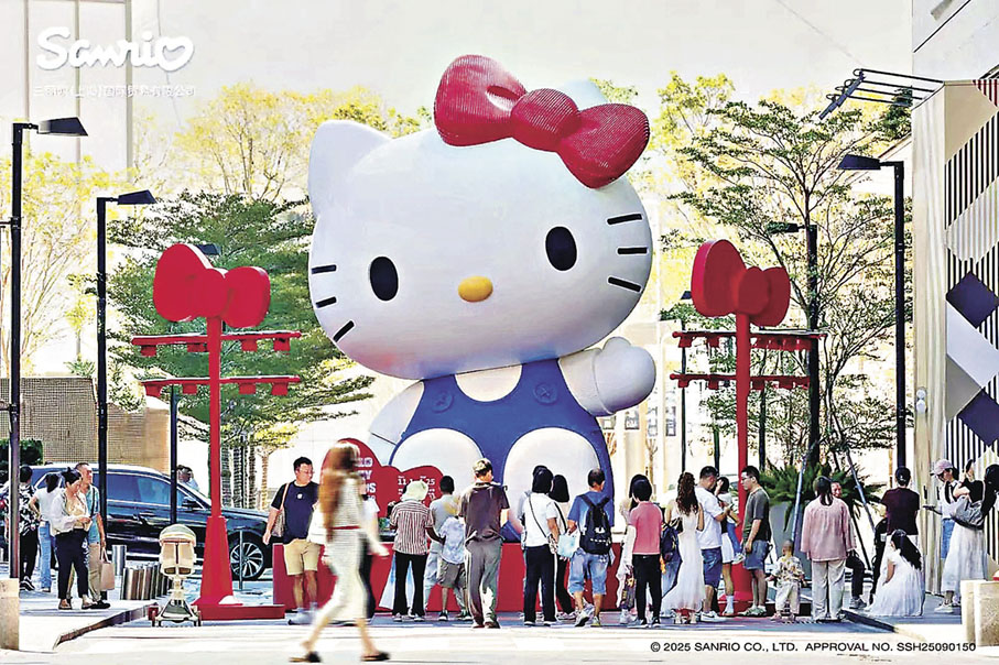 ■吉蒂貓巨型裝置為深圳灣萬象城添人氣。