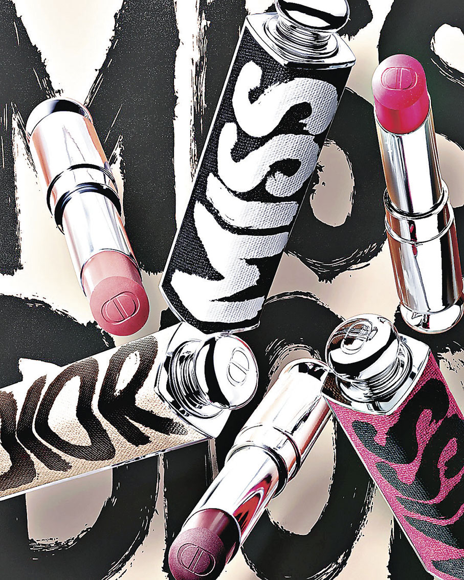 ■Dior唇膏大玩塗鴉叛逆風格。