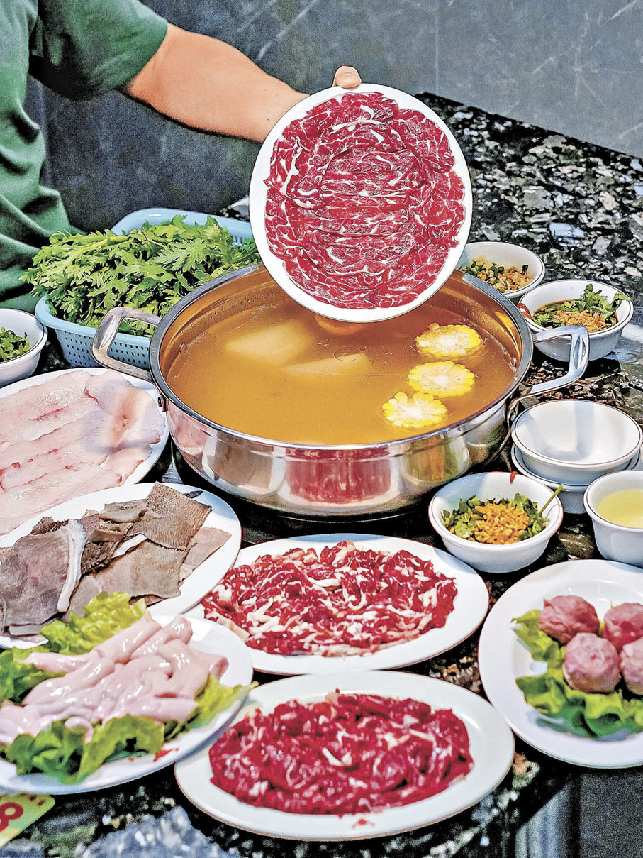 ■大家到坤記兄弟可來一個全牛盛宴。