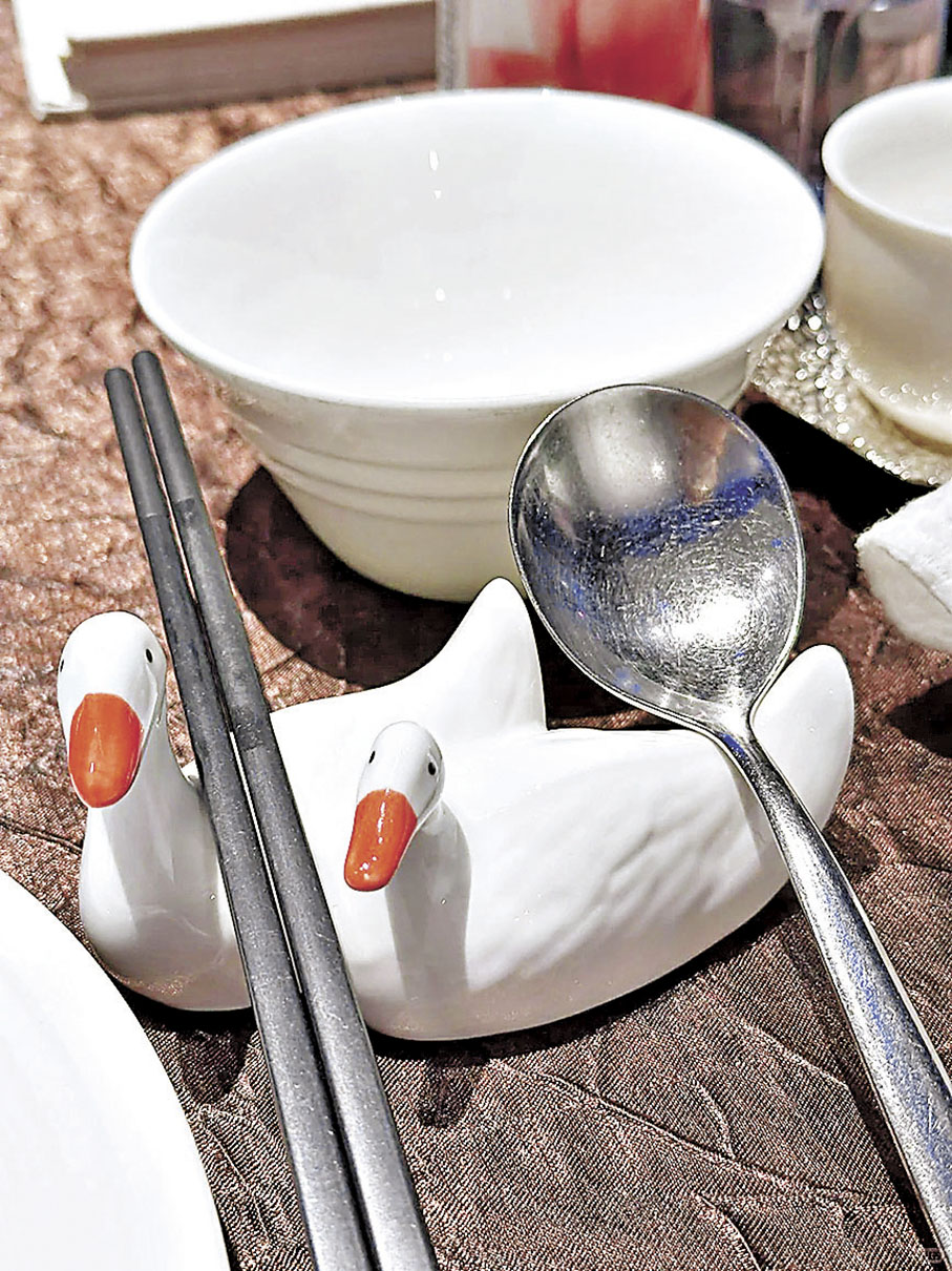 ■鴨仔筷子托夠誠意。小紅書@悅小姐的隨心分享