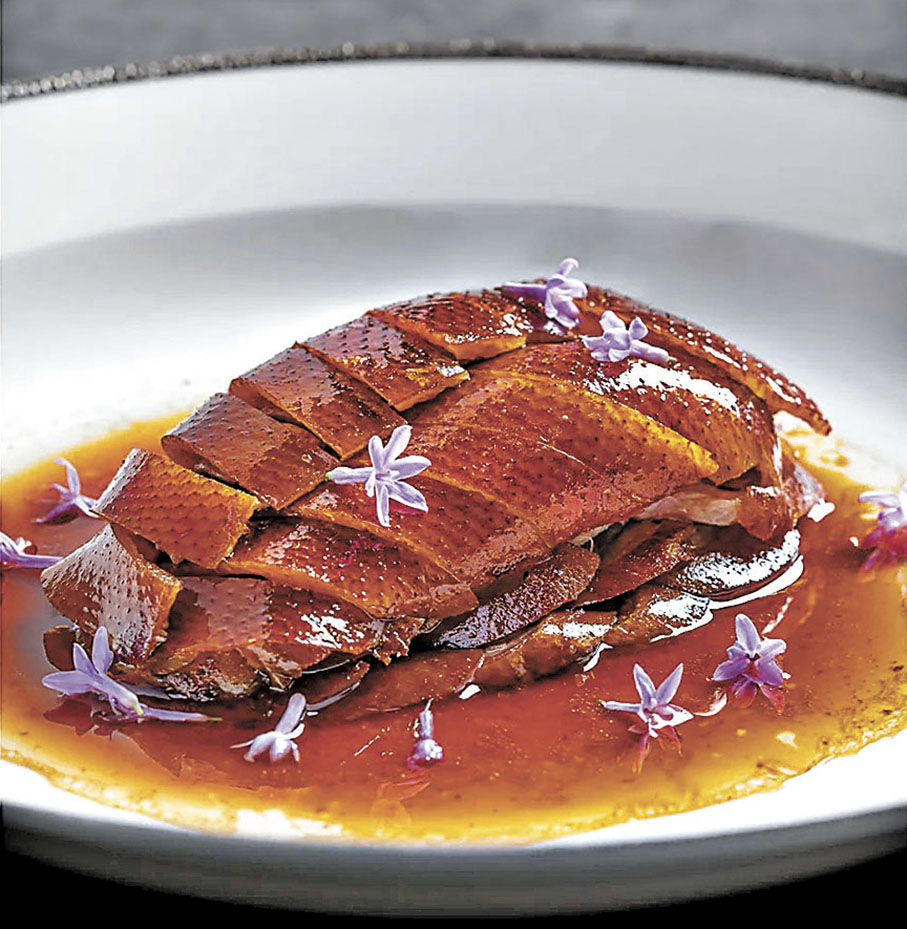 ■大董燒鴨是南北方融合的創新菜式。