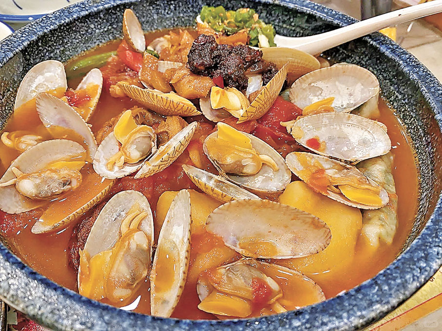 ■新鮮花甲分量不少。