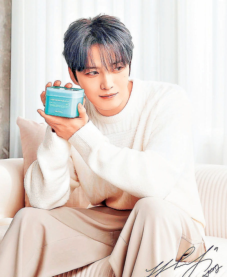 ■Mediheal請來男神金在中代言。