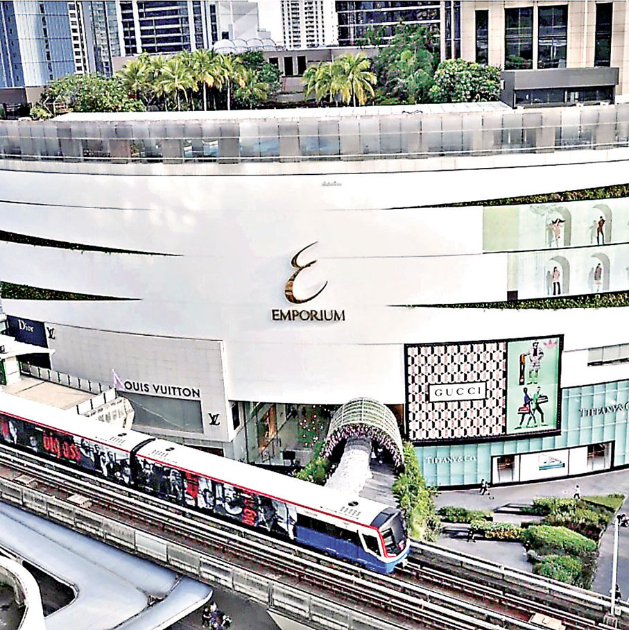 ■Emporium 鄰近曼谷高鐵BTS站，交通方便。