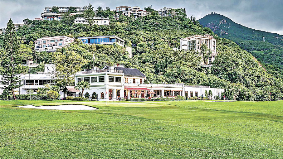 ■純白的會所大樓。