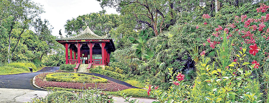 ■中途小食亭採用傳統中式設計。