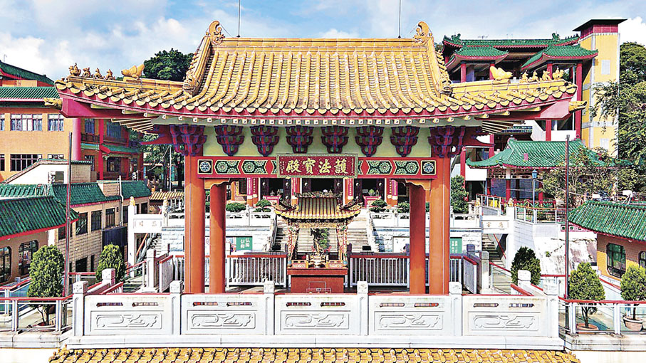 ■殿宇莊嚴巍峨。