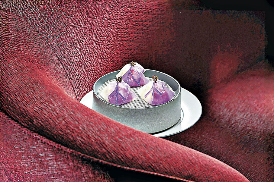 ■魚籽醬彩蝶餃