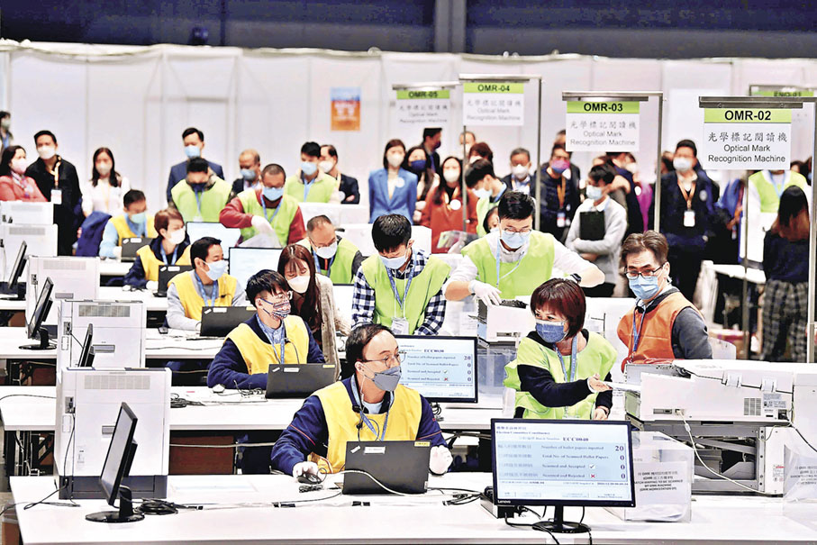 ■往屆選舉井然有序的點票環節。  資料圖片