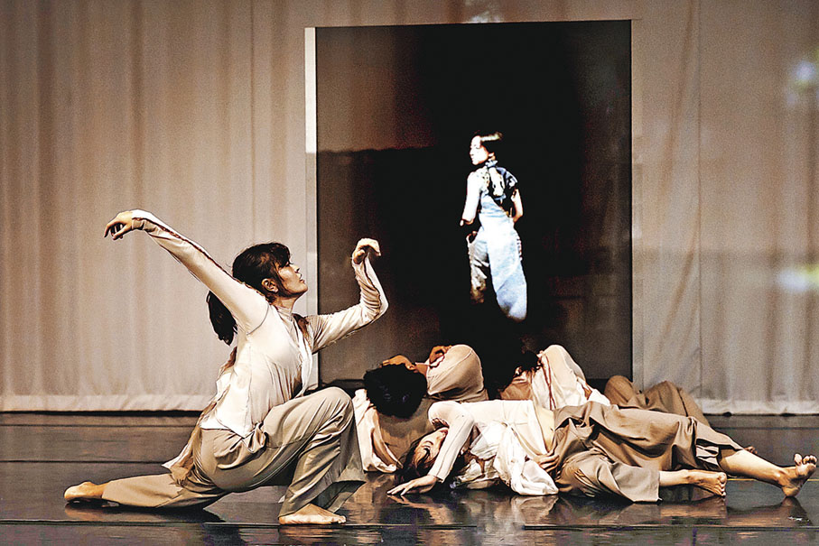 ■今次創作的部分影像的素材取自香港和澳門。