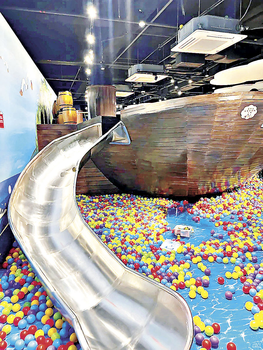 ■「IDEA樂園」不同玩樂設施成為學童的奇趣天地。小紅書@老馬遊學