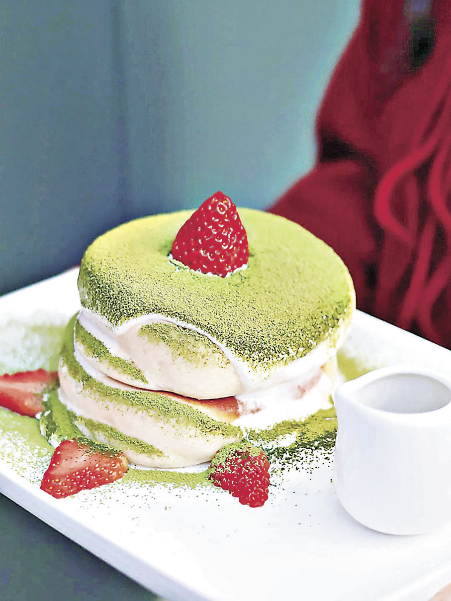 ■抹茶白巧克舒芙蕾賣相驚艷。