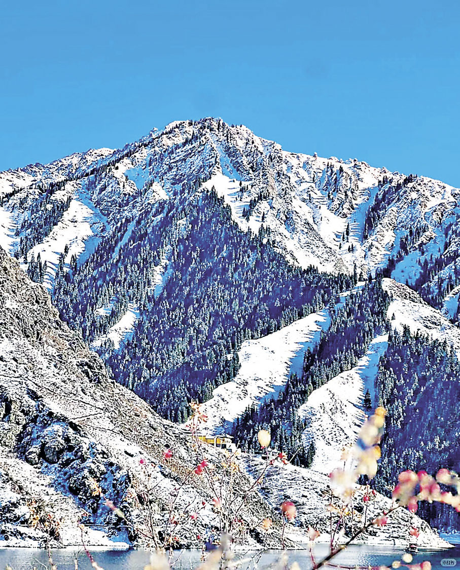 ■天山天池是旅客探索新疆的必到熱點。