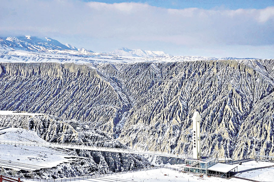 ■獨山子大峽谷的四季景致各有不同。小紅書@吼吼哈嘿