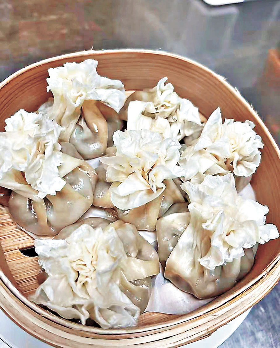 ■牛肉燒賣與港客食慣的廣東燒賣截然不同。