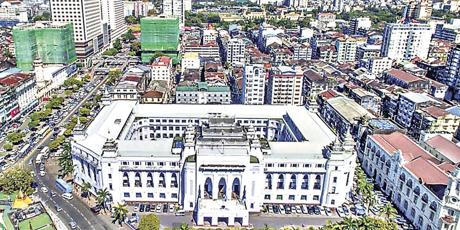 ■仰光市政廳是殖民地混合本土特色的歷史建築。