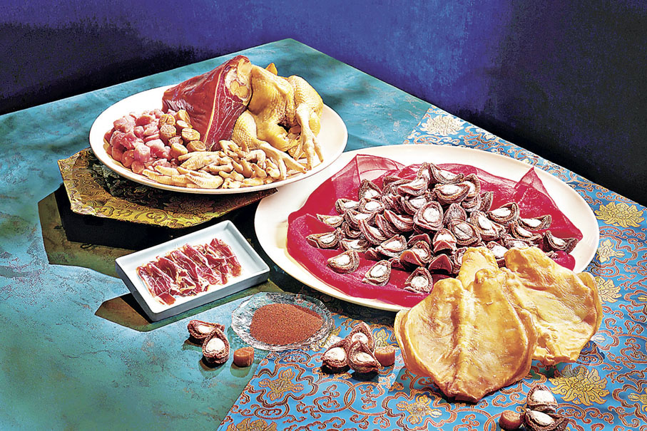 ■禮盒嚴選上乘食材。