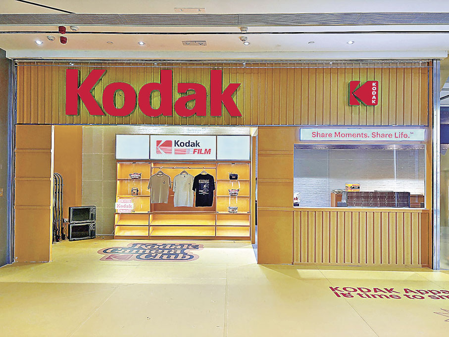 ■紅黃配色亮眼奪目。