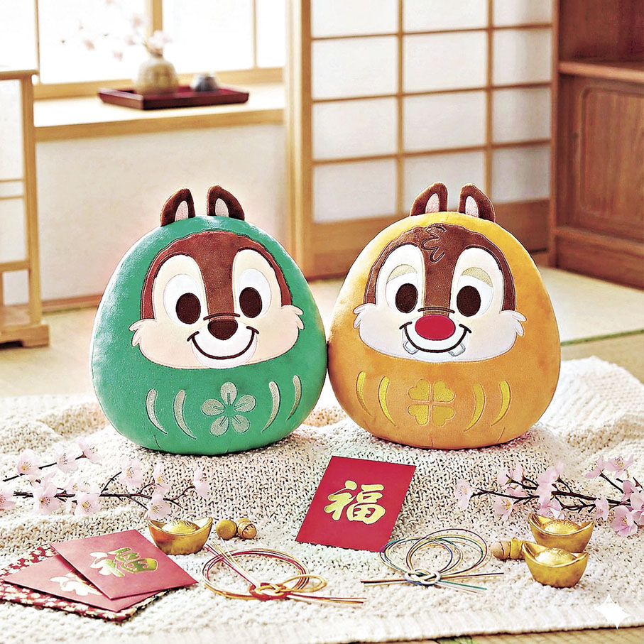 ■Chip 'n' Dale達摩造型，滿滿過年氣氛。