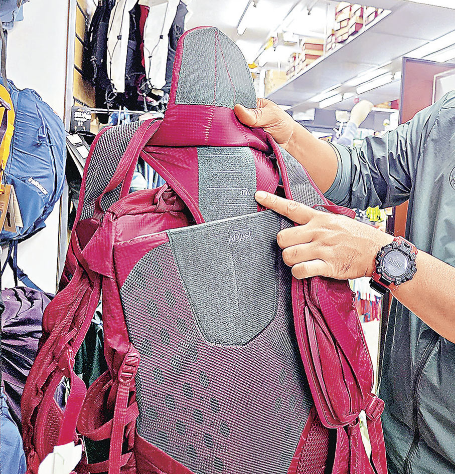 ■登山包可調節背板高度，發揮最佳分散負重效果。