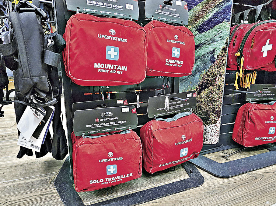 ■坊間有不少針對不同路程的急救包，非常方便。