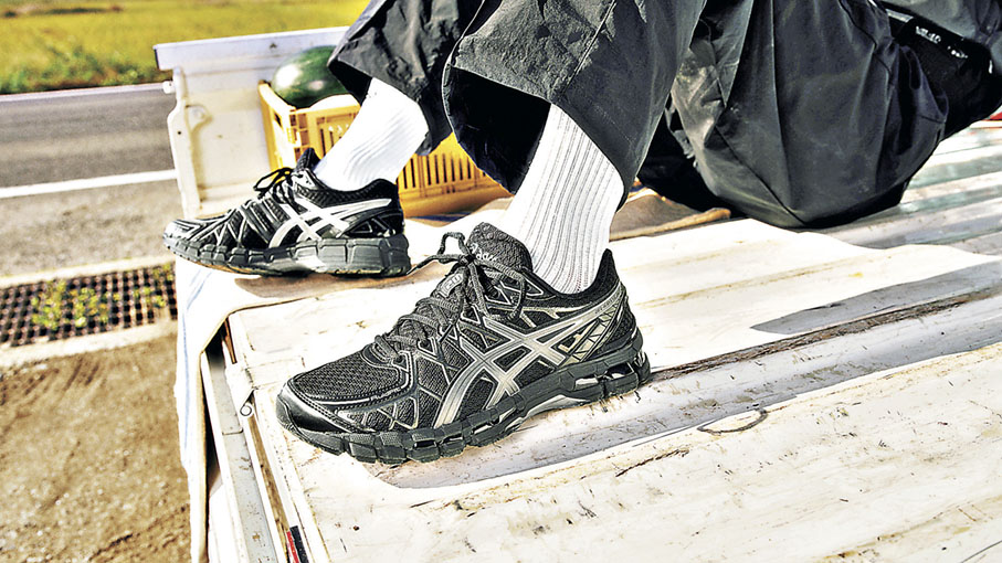 ■GEL-KAHANA TR NEXUS銀灰色